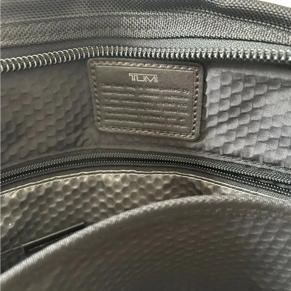Tumi Alpha Bravo Brooks Briefcase Messenger Bag